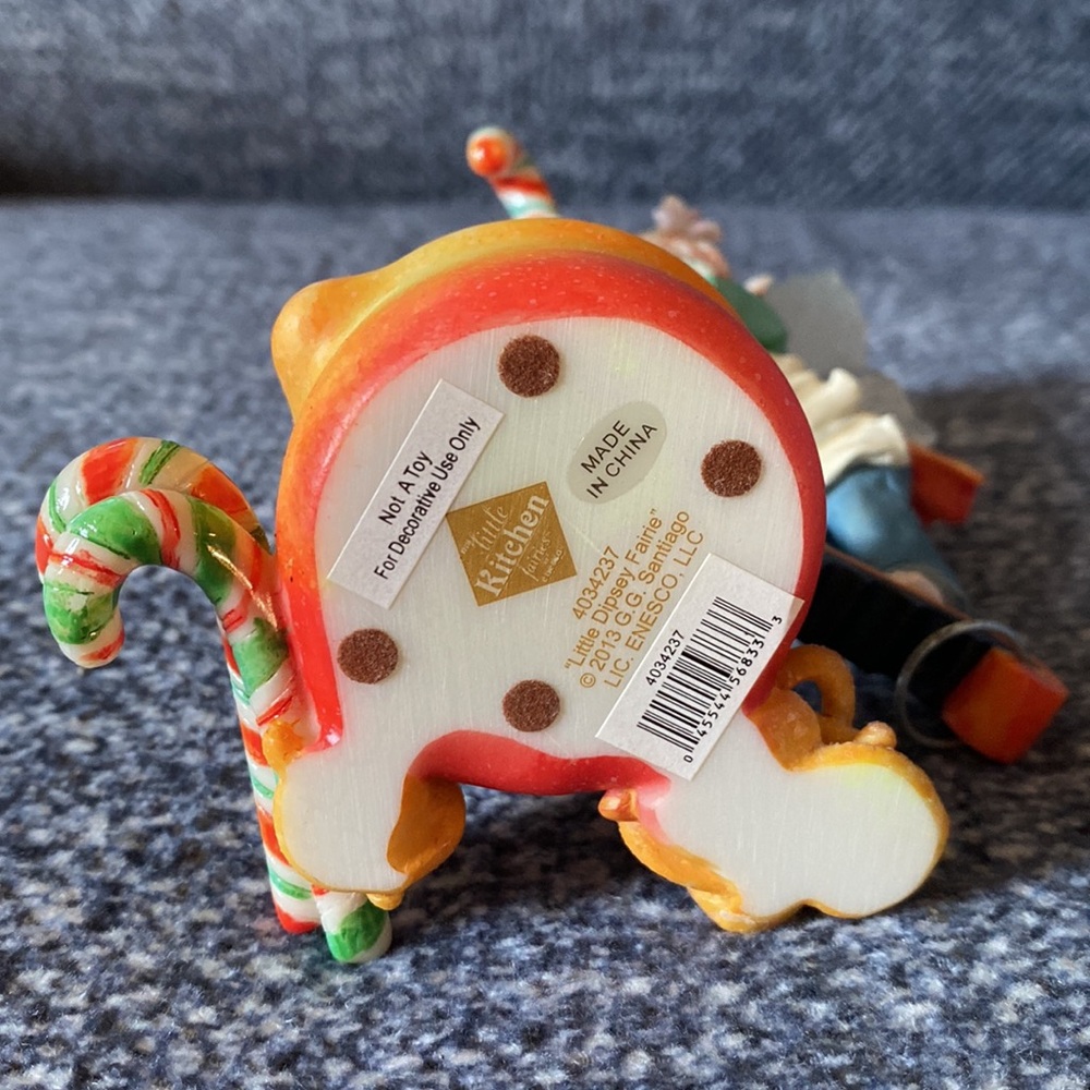 🧚‍♀️My Little Kitchen Fairies🧚‍♀️Little Dipsy Candy Cane Figurine - Picture 8 of 8